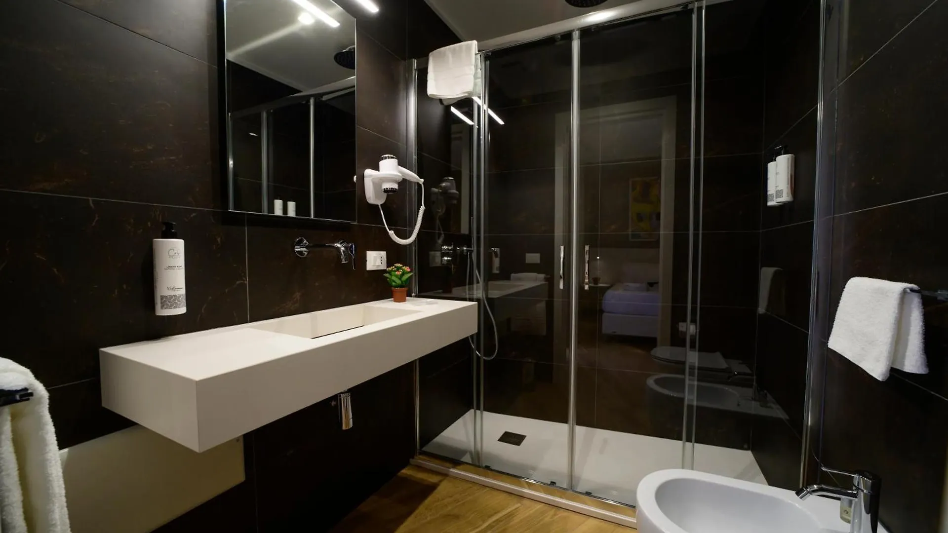 Maqueda - Room & Suite Palermo 0*,  Italy