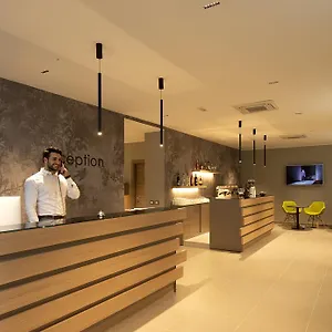 hotel-h21.it-lombardy.com/