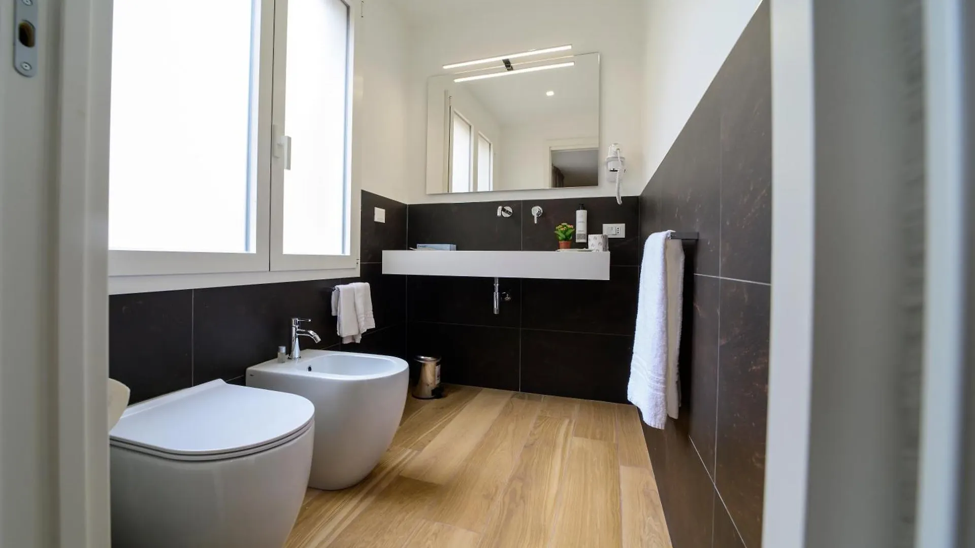 Bed & Breakfast Maqueda - Room & Suite Palermo